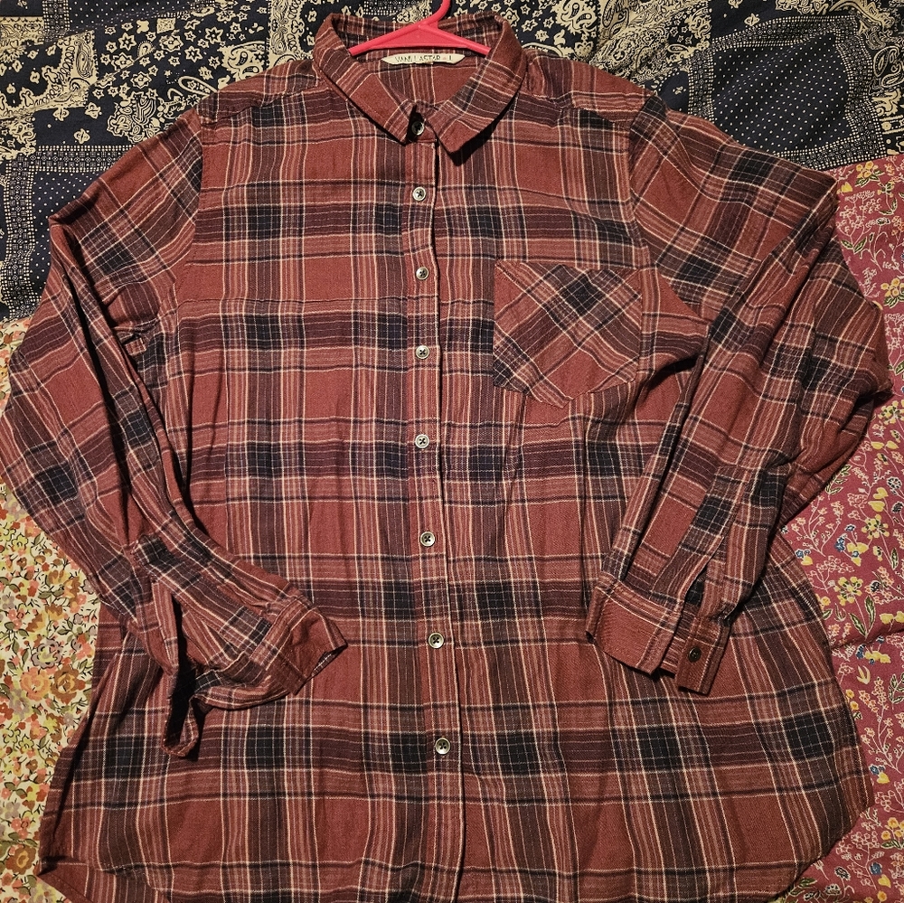 Vanilla Star Maroon Plaid Button Down Size L